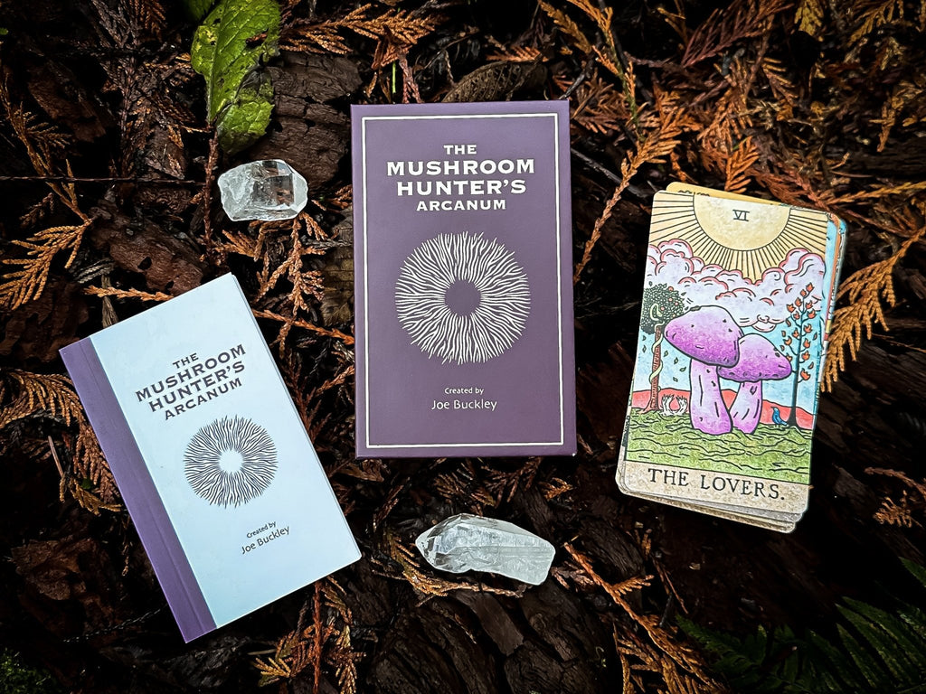 THE MUSHROOM HUNTER'S ARCANUM: A Tarot Deck for Mushroom Hunters - Collective Awakening