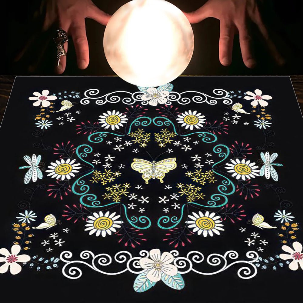 Tarot Tablecloth Cloth Cushion Tarot Moon Sun Lucky Tree Flannel Tablecloth - Collective Awakening