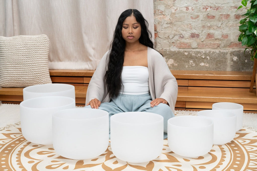 432 Hz Crystal Singing Bowl Chakra Set - 7 Pure White Quartz Bowls (8"–14") - Collective Awakening