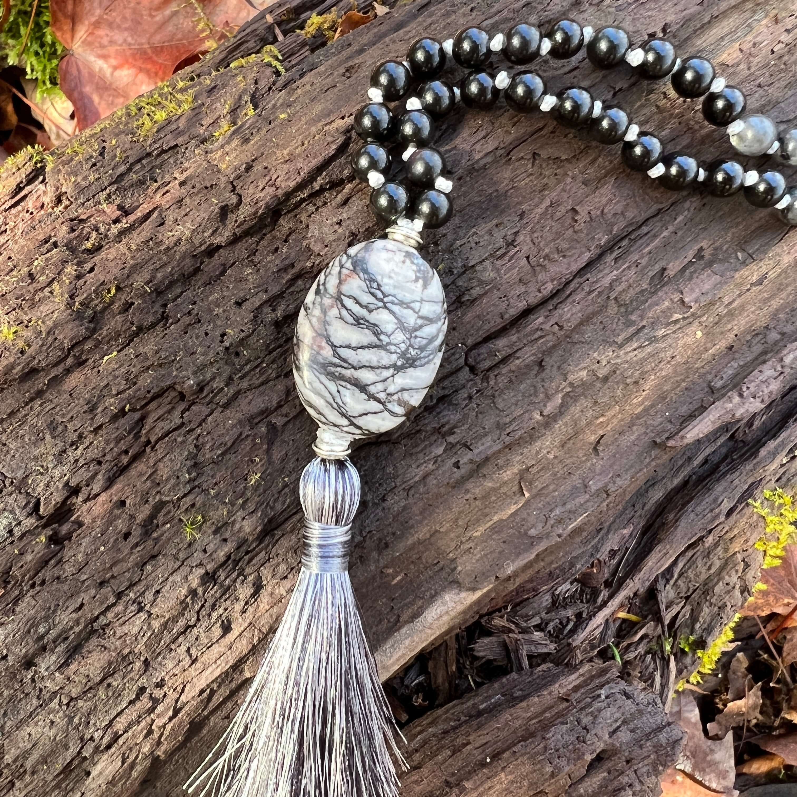 Inner Strength Meditation Mala – 108 Beads for Protection & Clarity